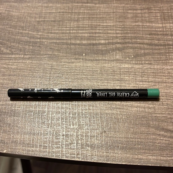 Creme gel liner